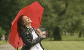 8 mẹo để tăng miễn dịch, tránh cảm cúm trong mùa mưa