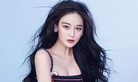 ‘Tình địch’ của Phạm Băng Băng mặc gợi cảm, khoe làn da sứ