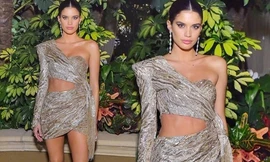 Mỹ nhân nội y Sara Sampaio dáng thon hoàn hảo