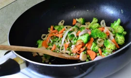 Bí quyết sử dụng xoong chảo bền đẹp