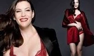 Say đắm ngắm mỹ nhân Liv Tyler diện nội y nóng bỏng