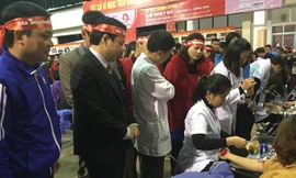 Nhộn nhịp Chủ nhật Đỏ - Lễ hội xuân hồng 2018 ở Lạng Sơn