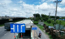 Người dân bất an khi đi qua các hầm đi bộ cửa ngõ TPHCM