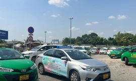 Sở GTVT TPHCM nói về đề xuất tiếp tục bãi đỗ xe tạm tại sân bay Tân Sơn Nhất