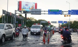 TPHCM chỉ đạo khẩn về ứng phó với đợt mưa lớn kết hợp triều cường 