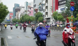 TPHCM và Nam Bộ tiếp tục mưa rào, dông những ngày tới
