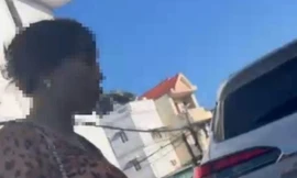 Xử phạt người phụ nữ 'có chồng họp Tỉnh ủy' đỗ ô tô nơi đặt bảng cấm