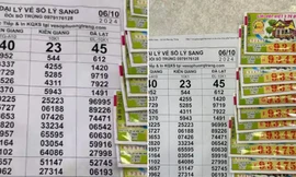 Bản tin 8H: Người bán vé số dạo trúng độc đắc 22 tỷ đồng