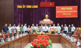 Bản tin 8H: Bổ nhiệm nhân sự chủ chốt tỉnh Vĩnh Long