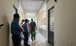 Bản tin 8H: Nam giảng viên tử vong trong nhà công vụ