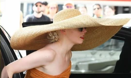 Ai làm khuynh đảo Cannes?