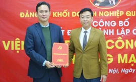 Viện Ứng dụng Công nghệ AI và Thương mại số (iTAD) nhận Quyết định thành lập Chi bộ 