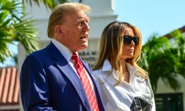 Bà Melania hiếm hoi xuất hiện cùng ông Trump