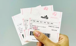 Bản tin 8H: Có người trúng độc đắc hơn 16,9 tỷ đồng 