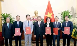 Bản tin 8H: Điều động và bổ nhiệm nhân sự chủ chốt tại Bộ Ngoại giao