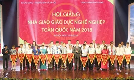 Khai mạc Hội giảng nhà giáo giáo dục nghề nghiệp toàn quốc năm 2018 sáng 15/9.