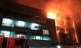 Vụ hoả hoạn tại nhà xưởng Công ty Kính Bằng, thị trấn Bình Trấn, thành phố Đào Viên, Đài Loan.