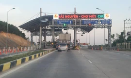 Sau nhiều tranh cãi, Bộ Giao thông kiến nghị dừng 2 dự án BOT