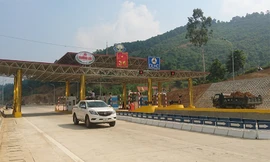 Tuyến đường Hà Nội - Hoà Lạc mới đã sẵn sàng đưa vào khai thác, thu phí. 