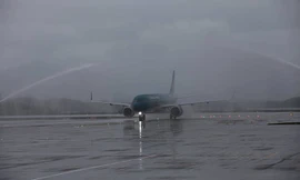 Sân bay Vân Đồn chính thức đi vào vận hành từ 30/12/2018, với các đường bay hàng ngay kết nối với TPHCM.