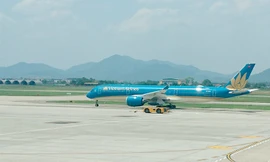 Chưa có kết luận thu hồi bằng lái với 2 phi công hạ cánh nhầm. Ảnh: LHV.