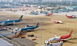 Đề xuất chuyển đường bay quốc tế Tân Sơn Nhất ra sân bay Long Thành