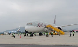 Chuyến bay số hiệu QR0994 của Qatar Airways hạ cánh xuống sân bay Đà Nẵng, mở ra đường bay thẳng thứ 3 của hãng này giữa 2 quốc gia.