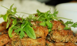 Ăn rươi thế nào để không phải đi cấp cứu?