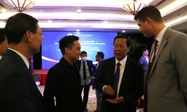 Chủ tịch TPHCM: 'Tạo điều kiện thuận lợi thu hút đầu tư nước ngoài vào thành phố”