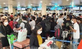 Nhiều giải pháp chống ùn tắc tại sân bay Tân Sơn Nhất cao điểm Tết
