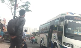  Sở GTVT kiến nghị xử lý nạn 'xe dù bến cóc' gia tăng ở TPHCM