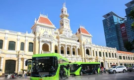 Dùng xe điện cho tuyến buýt nhanh BRT đầu tiên ở TPHCM có khả thi? 
