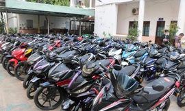 TPHCM: Hàng chục xe độ chế tụ tập 'giao lưu' theo thư mời trên mạng xã hội