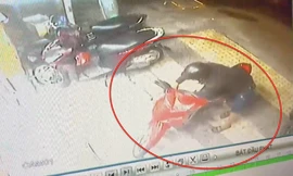 Một cửa hàng tiện lợi ở TPHCM bị trộm 6 chiếc xe máy trong hơn 1 tháng 