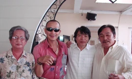Bốn người bạn (từ trái qua)- Đạo diễn Lê Văn Duy, nhà thơ Bùi Chí Vinh, nhạc sỹ Nguyện Hiệp và nhạc sỹ Nguyễn Lâm