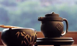 Tránh cách sống suy diễn, đánh giá, lý giải, lý sự