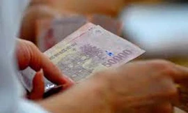 Cty thừa nhận báo cáo tiền thưởng chưa đúng