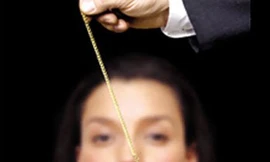 Nữ sinh ĐH Vinh mất gần 10 triệu đồng do bị ‘thôi miên’?