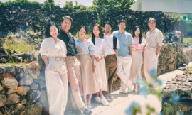 Sau hẹn hò tâm linh, Hàn Quốc ra mắt "Last Love" dành cho người chơi trung niên