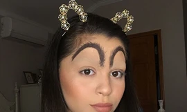 Trào lưu lông mày McDonald