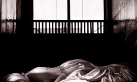 Đêm tân hôn ác mộng của cô gái massage