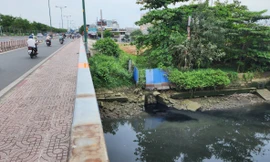 Hai học sinh bị người lớn đe dọa, cướp điện thoại trong lúc câu cá 