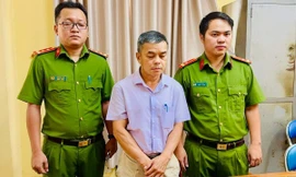 Bắt giám đốc công ty đưa hối lộ cho trung tâm đăng kiểm 