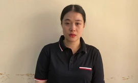 Bắt nữ tài xế lái ô tô Mercedes tông 10 xe máy ở TPHCM
