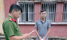 Nhân viên công ty dược giả chữ ký 11 nhà thuốc để chiếm đoạt hơn 1,6 tỷ đồng