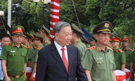 Tổng Bí thư Tô Lâm dự lễ khánh thành Tượng đài ‘Vì bình yên cuộc sống’ ở TPHCM 