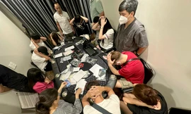 Phá sòng bài Poker tại chung cư cao cấp tại TPHCM