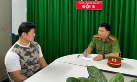 Phá tụ điểm mại dâm cho người nước ngoài tại nhà hàng ở TPHCM 