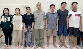 Bắt nhóm tạt sơn vào nhà dân để đòi nợ 