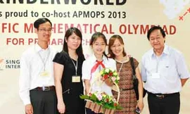 Nữ sinh Hà Nội Amsterdam đoạt giải xuất sắc Olympic Toán châu Á-TBD